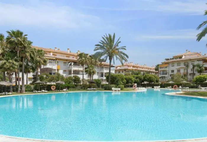 Lovely In Dama De Noche Marbella